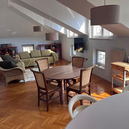 Penthouse And Piano Nobile Prkg Wifi Garden Near Beach Away From Roads Opatija Buitenkant foto