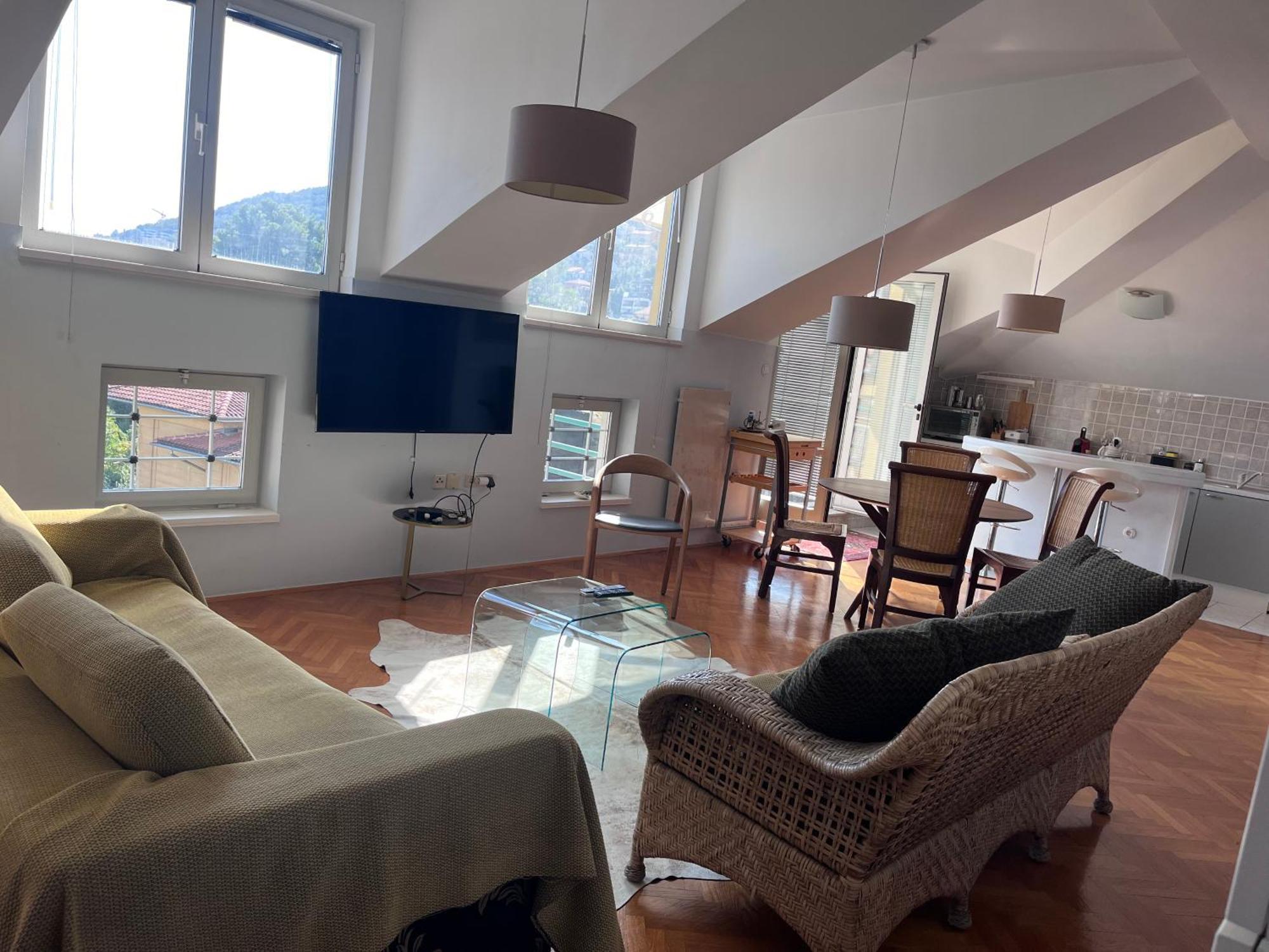 Penthouse And Piano Nobile Prkg Wifi Garden Near Beach Away From Roads Opatija Buitenkant foto